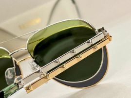 Picture of Valentino Sunglasses _SKUfw46803416fw